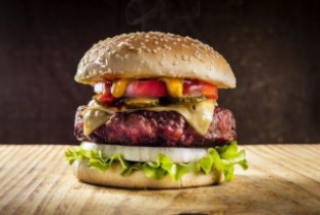 Tranh chấp nhãn hiệu bánh Burger rau: “Không thể tin được” với “Không thể tưởng tượng được”